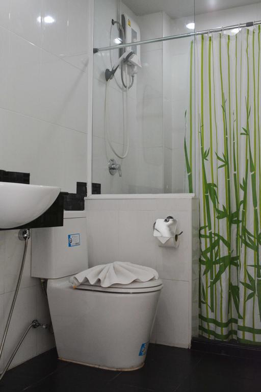 Angelina Guesthouse Patong Værelse billede