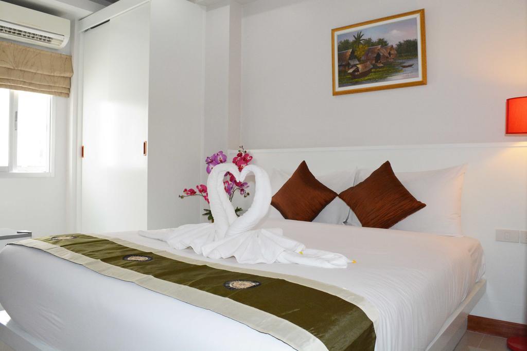 Angelina Guesthouse Patong Værelse billede
