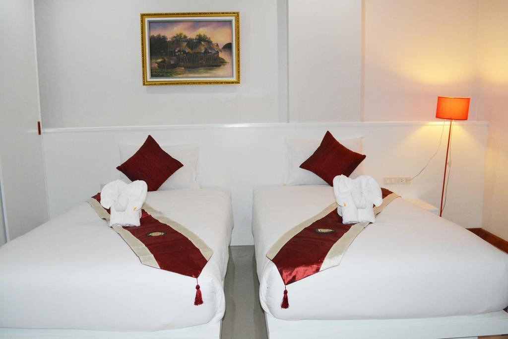 Angelina Guesthouse Patong Værelse billede