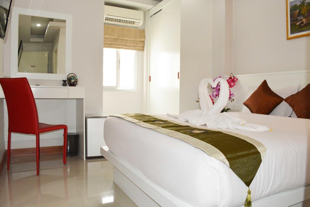 Angelina Guesthouse Patong Værelse billede